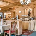 Almrausch Neustift im Stubaital