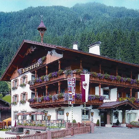 Готель Almrausch 3*