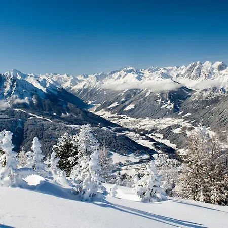 Hotel Almrausch Neustift im Stubaital
