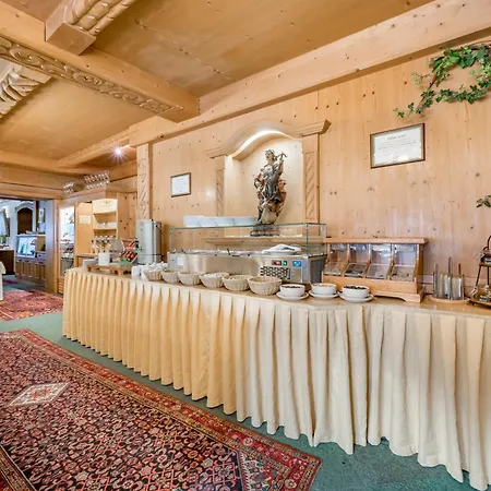 Hotel Almrausch 3*