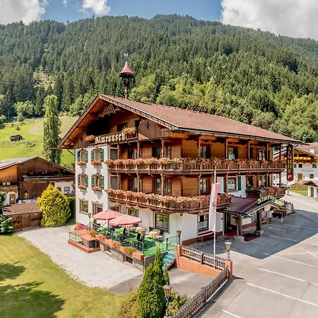 Hotel Almrausch Neustift im Stubaital