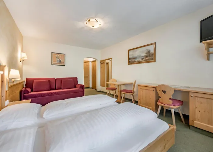 Almrausch Отель Нойштифт-им-Штубайталь