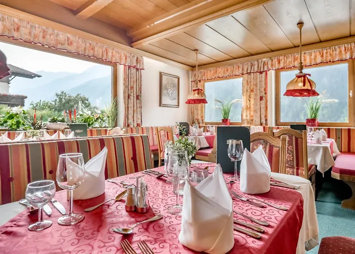 Almrausch Hotel Neustift im Stubaital